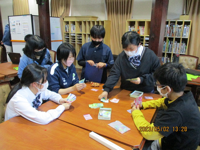 大型連休のはざまの学院の景色